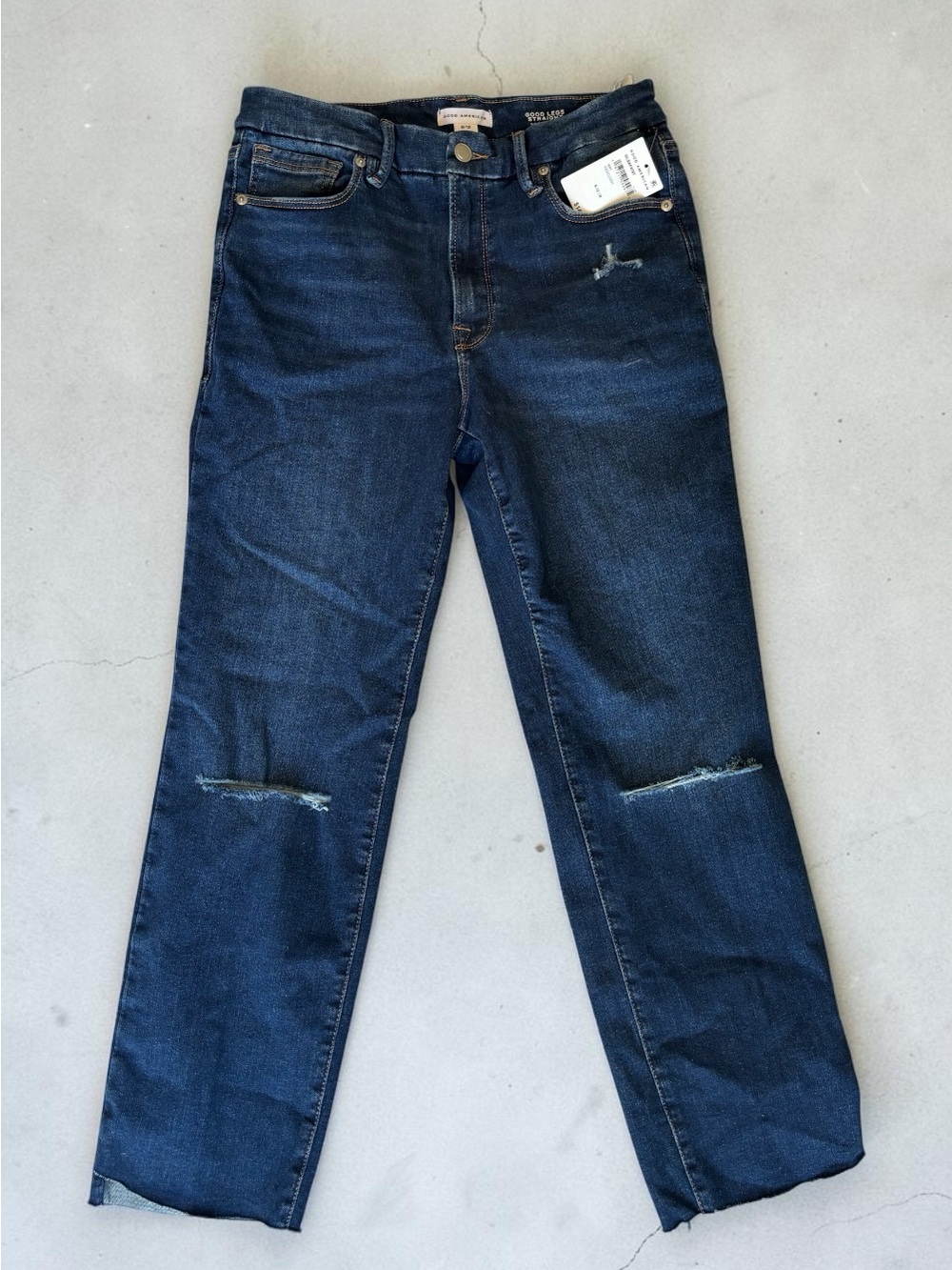 Good American Always Fits Good Legs Straight Jeans